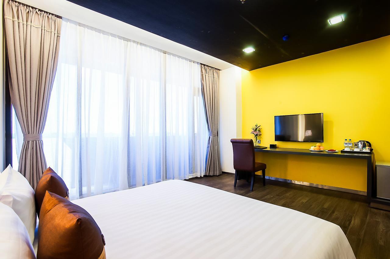 Tryp By Wyndham Yangon Hotel Kültér fotó