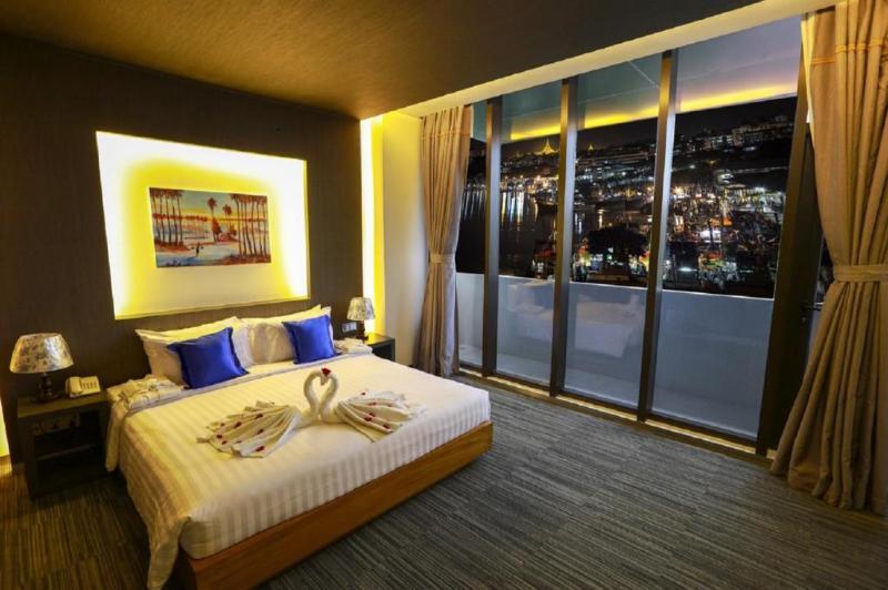Tryp By Wyndham Yangon Hotel Kültér fotó